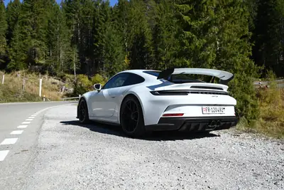 Porsche 911 4.0 GT3 — Le coupé sport ultime, 510 ch et boîte manuelle — intérieur