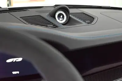 Porsche 911 4.0 GT3 — Le coupé sport ultime, 510 ch et boîte manuelle — Miniature 10