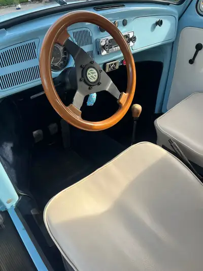 Volkswagen Käfer 1973 — L'icône automobile vintage, kilométrage exceptionnel — Miniature 9