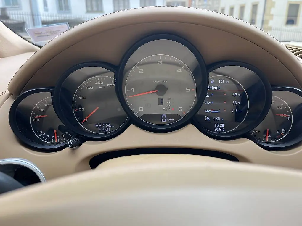 Porsche Cayenne 2013 occasion Le Locle — 4
