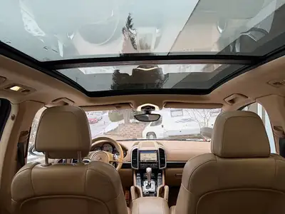 Porsche Cayenne 4.2 V8 TDI S — SUV premium diesel, 195'000 km, traction intégrale — cruscotto