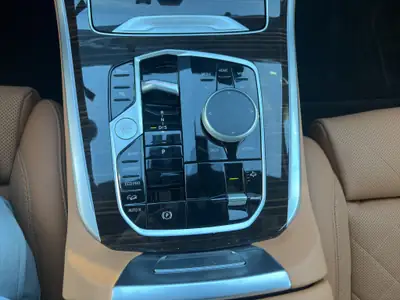 BMW X5 xDrive 48V 30d M Sport Pro — SUV premium 7 places, technologie hybride 48V — Thumbnail 25