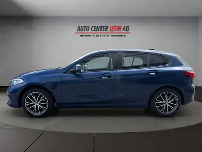 BMW 118i Steptronic 2021 — Berline compacte élégante, 78'000 km, sans sinistre — Heckansicht