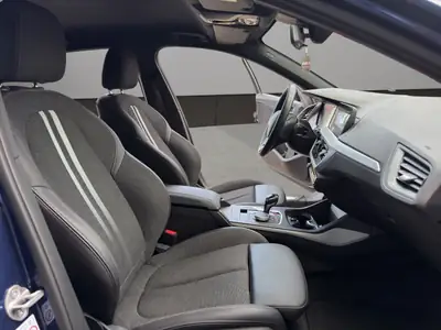 BMW 118i Steptronic 2021 — Berline compacte élégante, 78'000 km, sans sinistre — Miniatur 17