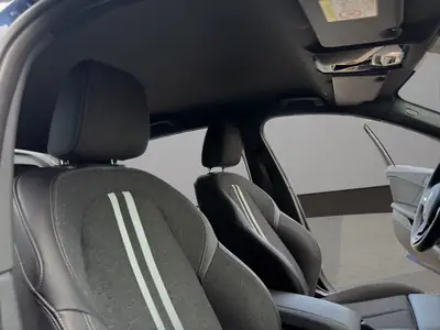 BMW 118i Steptronic 2021 — Berline compacte élégante, 78'000 km, sans sinistre — Miniatur 21