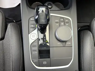 BMW 118i Steptronic 2021 — Berline compacte élégante, 78'000 km, sans sinistre — Miniatur 22