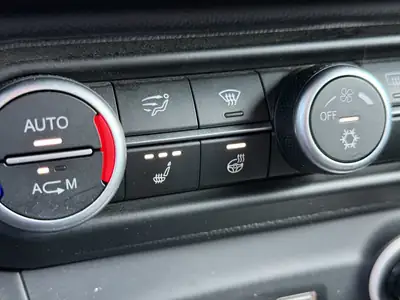 Alfa Romeo Stelvio 2.0 First Edition Q4 — SUV premium all-terrain, 280 ch et équipements complets — Thumbnail 25
