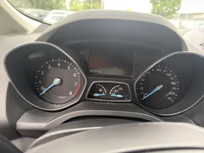 Ford C-Max 1.0 SCTi Sport — Monospace compact fiable, sans accident, attelage inclus — Thumbnail 23