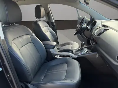 Kia Sportage 2.0 CRDi Trend 4WD — SUV robuste, 4×4 intégral et attelage 2 tonnes — Thumbnail 17