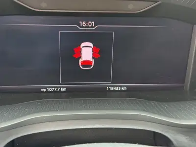 Skoda Kodiaq 2.0 TDI 4×4 — SUV robuste, moteur efficient, attelage 2500 kg — Thumbnail 11