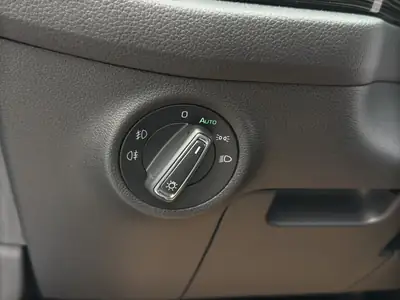 Skoda Kodiaq 2.0 TDI 4×4 — SUV robuste, moteur efficient, attelage 2500 kg — Thumbnail 28