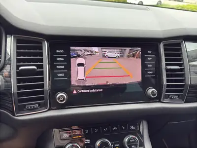 Skoda Kodiaq 2.0 TDI 4×4 — SUV robuste, moteur efficient, attelage 2500 kg — Thumbnail 32