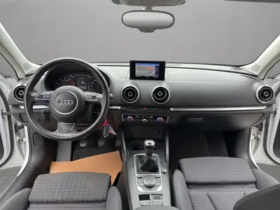 Audi A3 Sportback 1.4 TFSI — Compacte dynamique, sans sinistre et bien équipée — Thumbnail 14