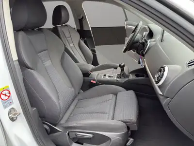 Audi A3 Sportback 1.4 TFSI — Compacte dynamique, sans sinistre et bien équipée — Thumbnail 17