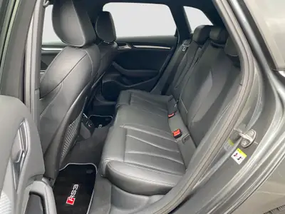Audi RS3 2.5 TSI Quattro — Berline sportive 367 ch, entretien Audi suivi — Miniature 10