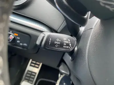 Audi RS3 2.5 TSI Quattro — Berline sportive 367 ch, entretien Audi suivi — Miniature 16