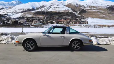 Porsche 911S Targa 1970 — Chef-d'œuvre rétro, 6300 km seulement — côté
