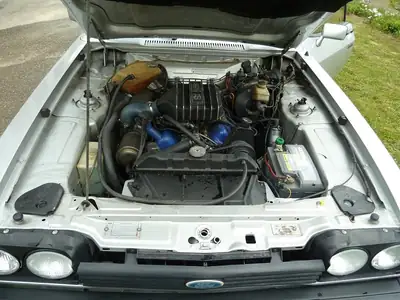 Ford Capri 2,8 Turbo 1982 — Coupé sportif emblématique, 83'000 km — cruscotto