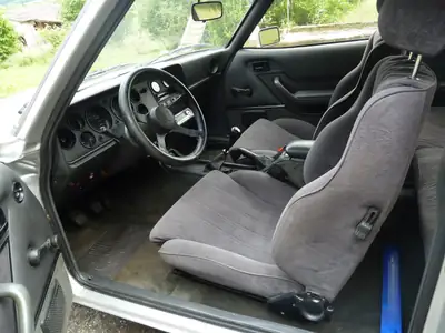 Ford Capri 2,8 Turbo 1982 — Coupé sportif emblématique, 83'000 km — dettaglio