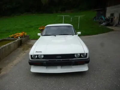 Ford Capri 2,8 Turbo 1982 — Coupé sportif emblématique, 83'000 km — Miniatura 11