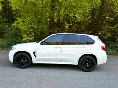 BMW X5 40d xDrive — SUV premium diesel, équipé M-Paket et technologie 360° — detail