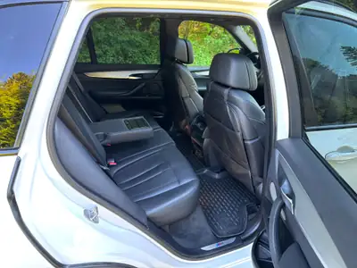 BMW X5 40d xDrive — SUV premium diesel, équipé M-Paket et technologie 360° — Thumbnail 14