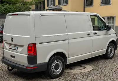 VW Transporter — Utilitaire fiable 2019, diesel économique et bien entretenu — Miniatura 7