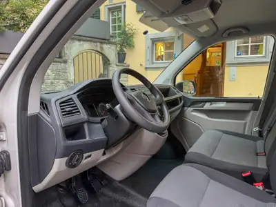 VW Transporter — Utilitaire fiable 2019, diesel économique et bien entretenu — Miniatura 9