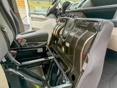 VW Transporter — Utilitaire fiable 2019, diesel économique et bien entretenu — Miniatura 15