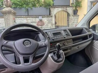 VW Transporter — Utilitaire fiable 2019, diesel économique et bien entretenu — Miniatura 17