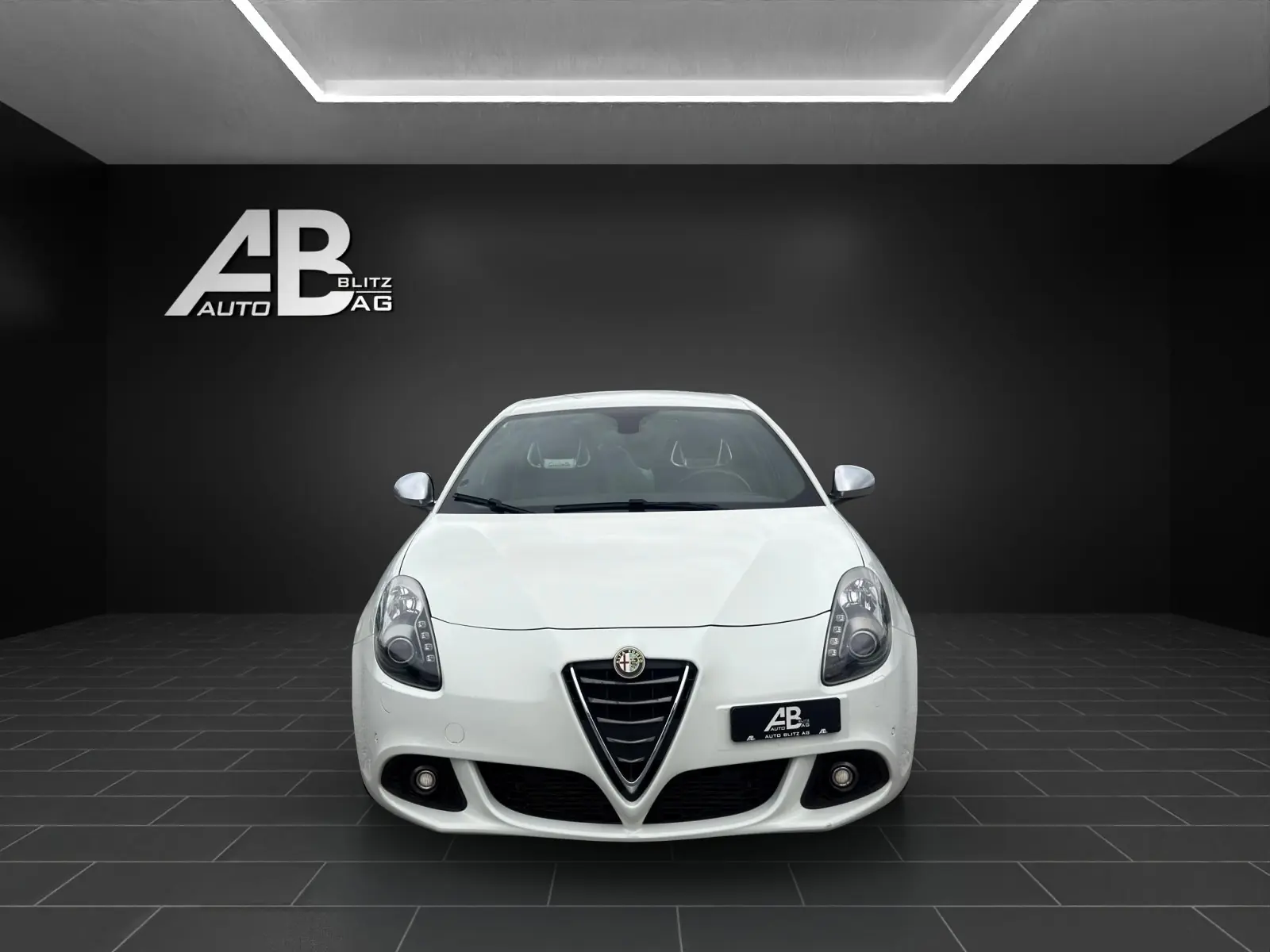 Alfa Romeo Giulietta 1750 TBi Quadrifoglio Verde — 241 ch, état impeccable, révision complète