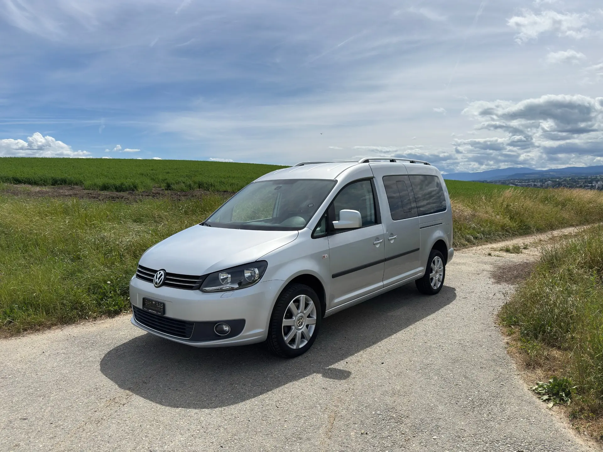 VW Caddy Maxi Highline 2.0 TDI — 7 places, cuir Nappa et toit ouvrant, 70 000 km — Außenansicht