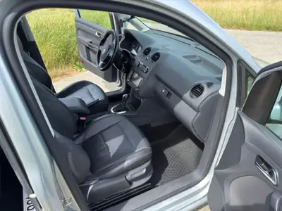 VW Caddy Maxi Highline 2.0 TDI — 7 places, cuir Nappa et toit ouvrant, 70 000 km — Miniatura 10