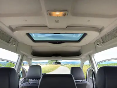 VW Caddy Maxi Highline 2.0 TDI — 7 places, cuir Nappa et toit ouvrant, 70 000 km — Miniatura 15