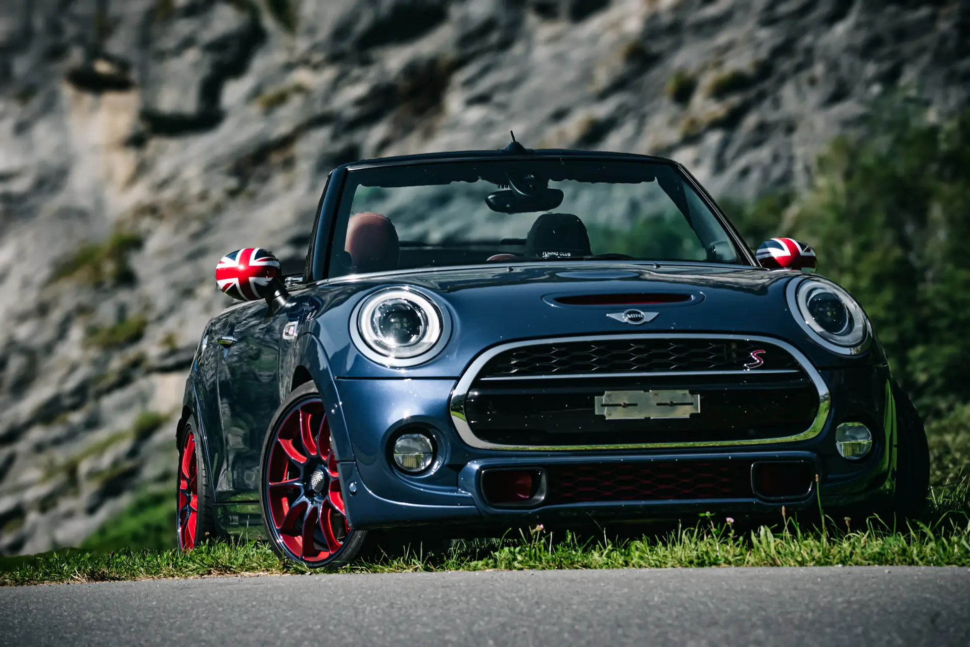 MINI Cabrio Cooper S — Transformation JCW Authentifiée, 51'000 km seulement — Außenansicht