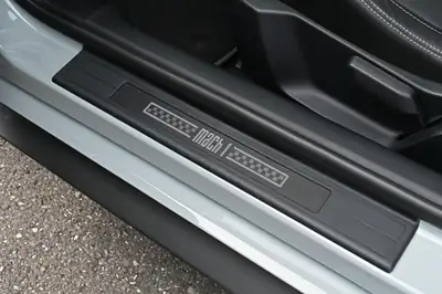 Ford Mustang Fastback 5.0 V8 Mach 1 — Muscle car légendaire, 460 ch purs — Thumbnail 14