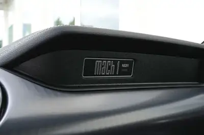 Ford Mustang Fastback 5.0 V8 Mach 1 — Muscle car légendaire, 460 ch purs — Thumbnail 19