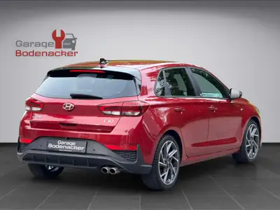 Hyundai i30 N Line — Berline sportive 160ch, entretien complet, équipements premium — dashboard