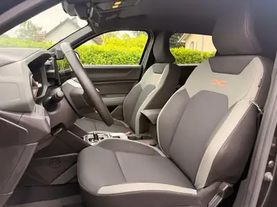 Dacia Duster HEV 140 Extreme — SUV hybride économique, 25 600 km, full équipé — Miniatur 14