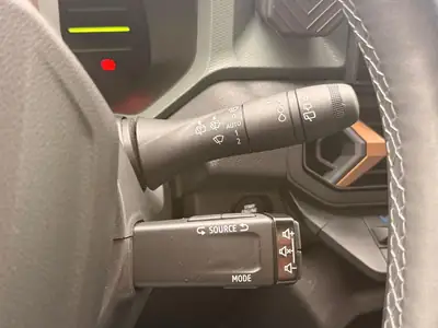 Dacia Duster HEV 140 Extreme — SUV hybride économique, 25 600 km, full équipé — Miniatur 23