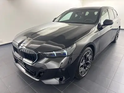 BMW 540d xDrive Touring — Diesel hybride 48V, occasion premium avec garantie 3 ans — exterior view