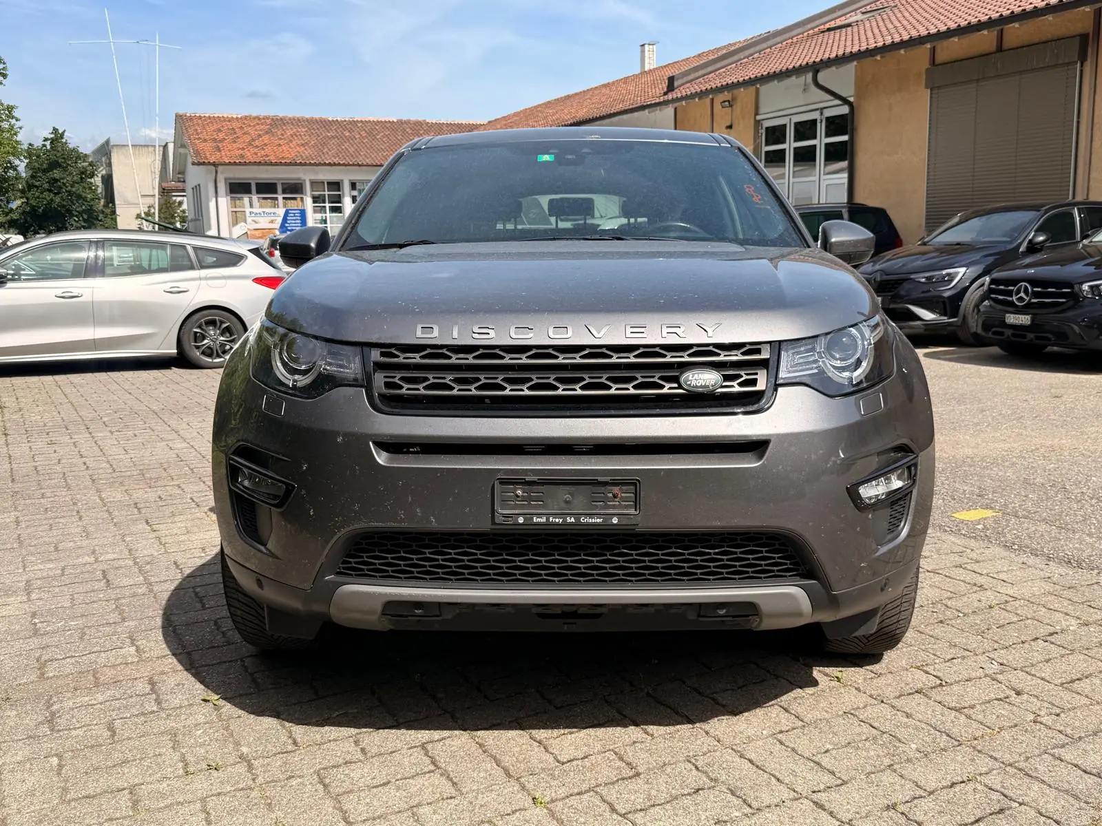 Land Rover Discovery Sport 2.0 TD4 HSE — SUV 7 places robuste, sièges cuir chauffants