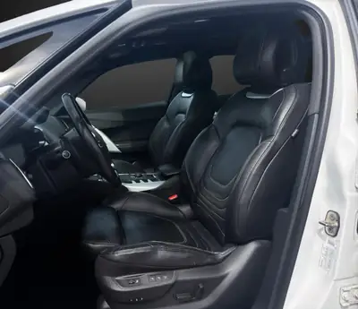DS5 HYbrid4 200 Sport Chic — SUV coupé hybride diesel, essence intérieure premium — Miniatura 7