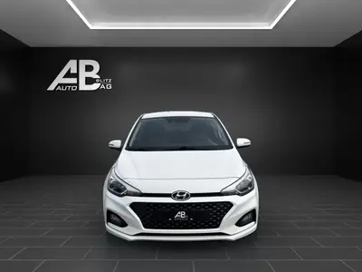 Hyundai i20 1.0 T-GDi Amplia — Citadine dynamique, sans accident, révision incluse — Außenansicht