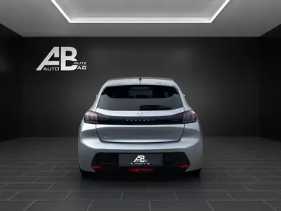 Peugeot 208 1.2 PureTech Active — Citadine fiable, peu kilométrée, entretien complet — interior