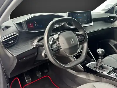 Peugeot 208 1.2 PureTech Active — Citadine fiable, peu kilométrée, entretien complet — Thumbnail 8