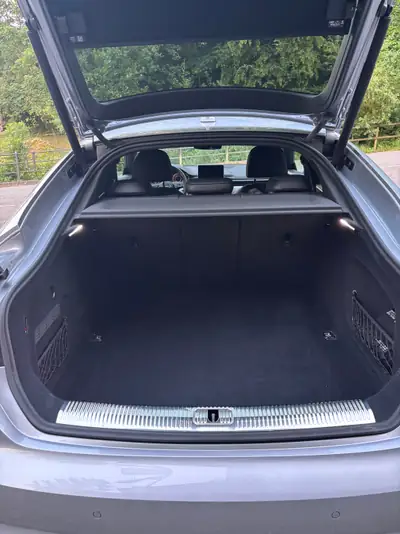 Audi A5 45 TFSI Sport Quattro — Berline sportive hybride légère, 64 600 km seulement — détail