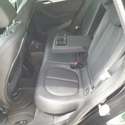 BMW X1 18d xDrive — SUV compact diesel efficient, 53 500 km seulement — Miniatur 12