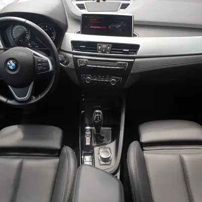 BMW X1 18d xDrive — SUV compact diesel efficient, 53 500 km seulement — Miniatur 15