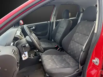 Opel Corsa 1.8 16V GSi — Sportive compacte essence, entretien régulier — Miniatur 7